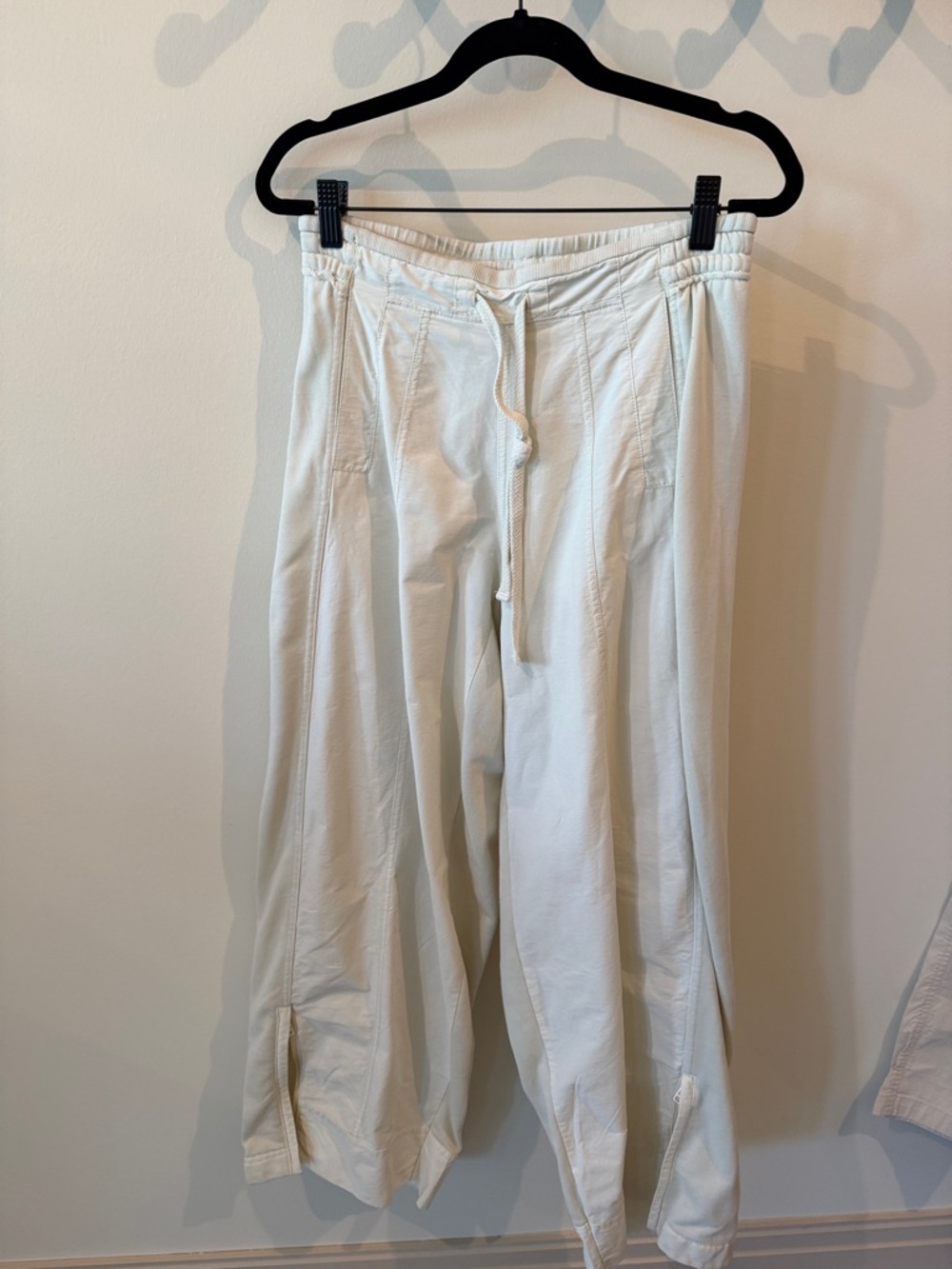 Anthropologie crop wideleg sweat pants